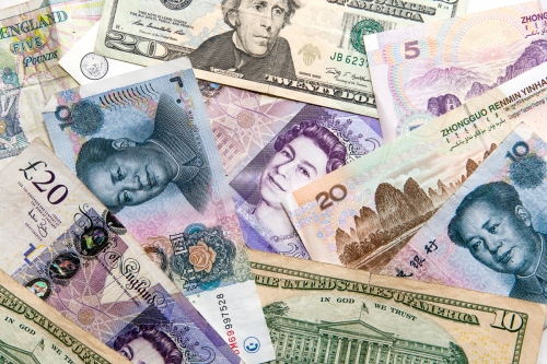 Currencies Change In Speculation Of Fed Meeting