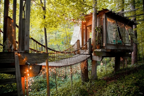Airbnb Unveils Top 10 Wish List Destinations And Properties