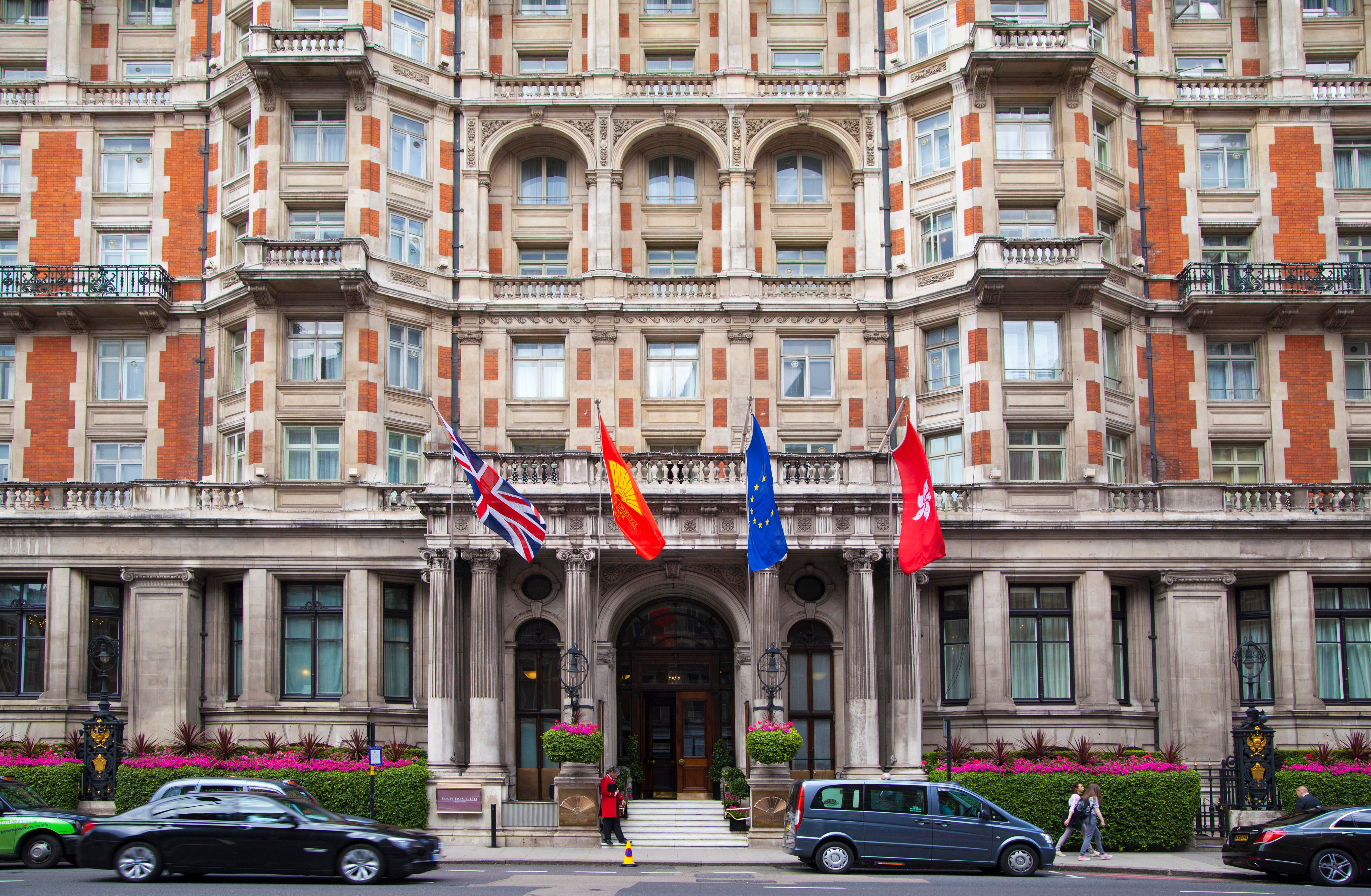London Luxury hotel