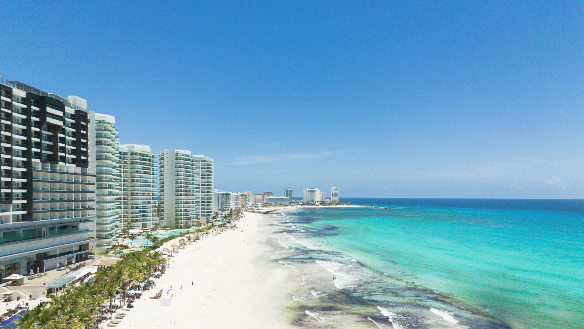 beach in cancun, mexico